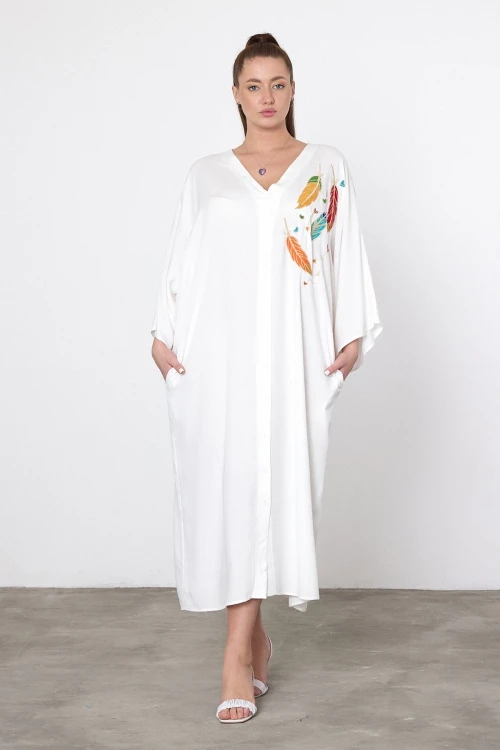 Maxi Boy Beyaz Nakış İşlemeli Dokuma Viscon Elbise BCVL-25V042