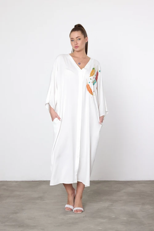 Maxi Boy Beyaz Nakış İşlemeli Dokuma Viscon Elbise BCVL-25V042
