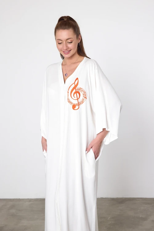 Maxi Boy Beyaz Nakış İşlemeli Dokuma Viscon Elbise BCVL-25V050