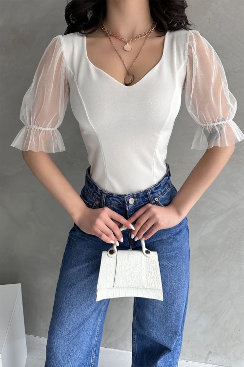Beyaz Prenses Kol Tül Detaylı Crep Bluz BCDF-252167