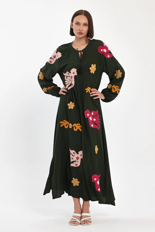 Maxi Boy Haki Hakim Yaka Nakış İşlemeli Uzun Dokuma Elbise BCVL-24915