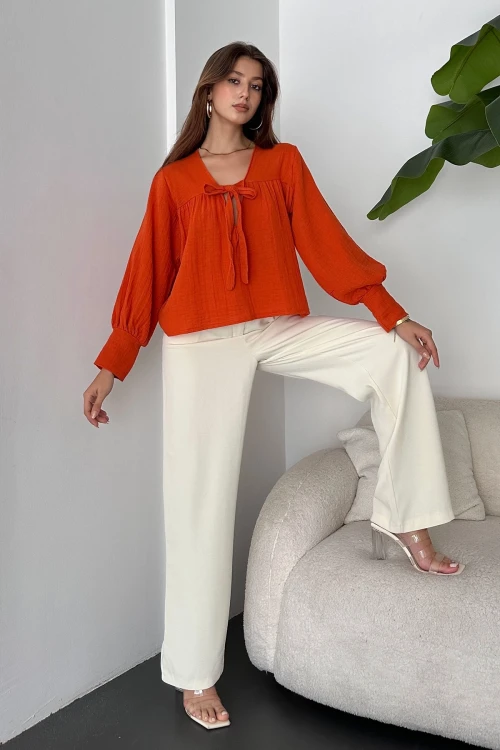 Kiremit Yakası Bağlamalı Basic Krinkle Bluz BCDF-242107