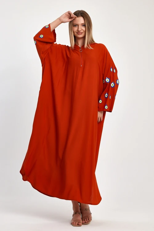 Maxi Boy Kırmızı Kapüşonlu Nakış İşlemeli Örme Viscon Elbise BCVL-25981