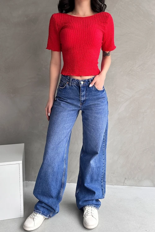 Kırmızı Sırt Dekolteli Basic Gofre Bluz