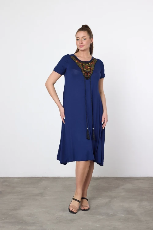 Maxi Boy Lacivert Nakış İşlemeli Örme Viscon Elbise BCVL-25V22