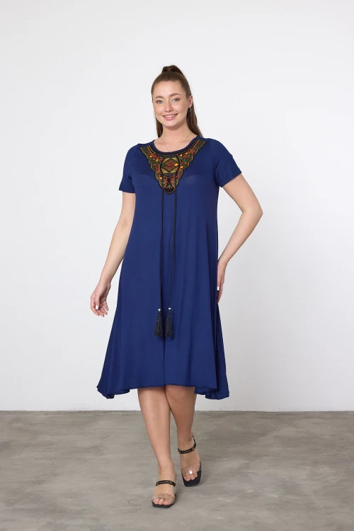 Maxi Boy Lacivert Nakış İşlemeli Örme Viscon Elbise BCVL-25V22