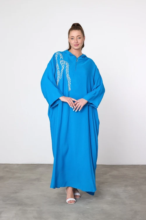 Maxi Boy Mavi Nakış İşlemeli Örme Viscon Elbise BCVL-25V037