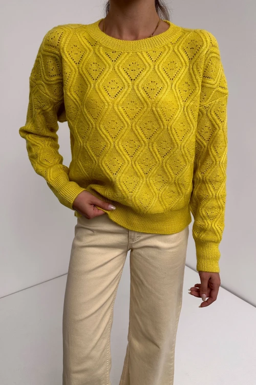 Sarı Bisiklet Yaka Desenli Dokulu Triko Kazak BC24A1002