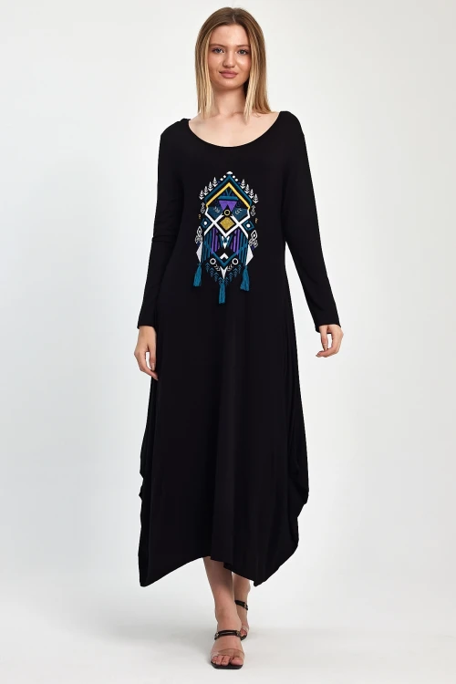 Maxi Boy Siyah Çift Cepli Uzun Kol Nakış İşlemeli Püsküllü Uzun Boy Elbise BCVL-241006