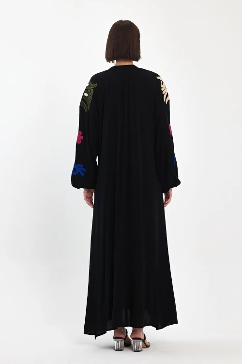 Maxi Boy Siyah Hakim Yaka Nakış İşlemeli Uzun Dokuma Elbise BCVL-24915
