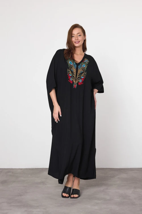 Maxi Boy Siyah Kırmızı Nakış İşlemeli Dokuma Viscon Elbise BCVL-25V046