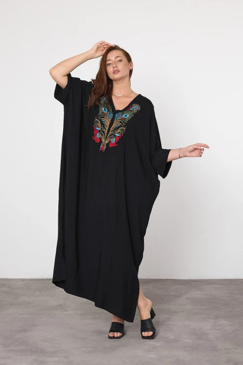 Maxi Boy Siyah Kırmızı Nakış İşlemeli Dokuma Viscon Elbise BCVL-25V046