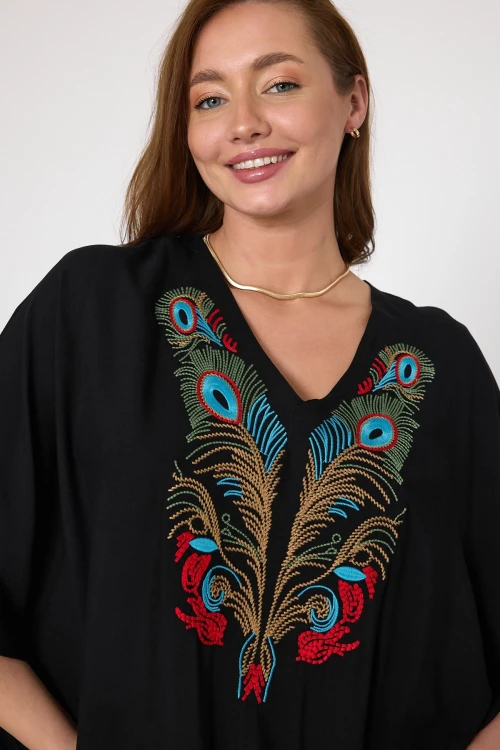 Maxi Boy Siyah Kırmızı Nakış İşlemeli Dokuma Viscon Elbise BCVL-25V046