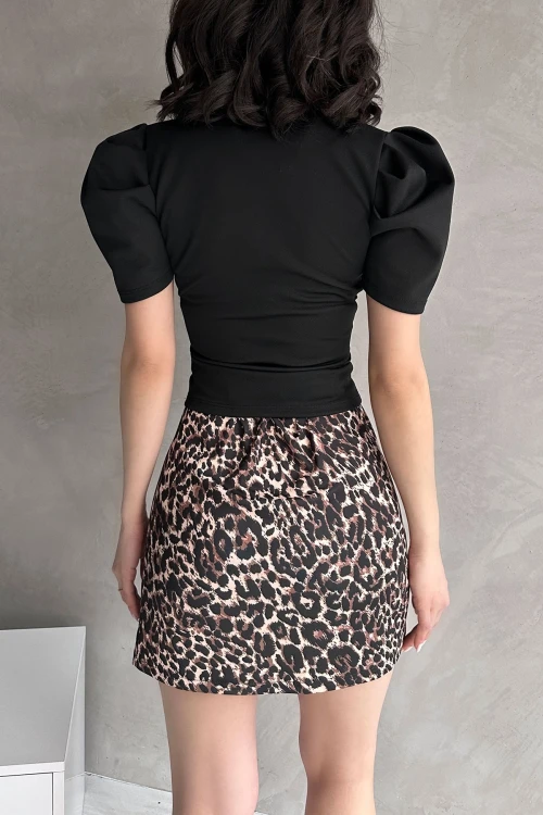 Siyah Kruvaze Yaka Karpuz Kol Crep Bluz BCDF-252165