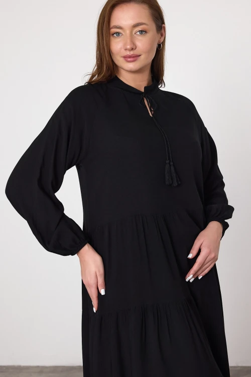 Maxi Boy Siyah Katkat Volanlı Dokuma Viscon Elbise BCVL-25V032