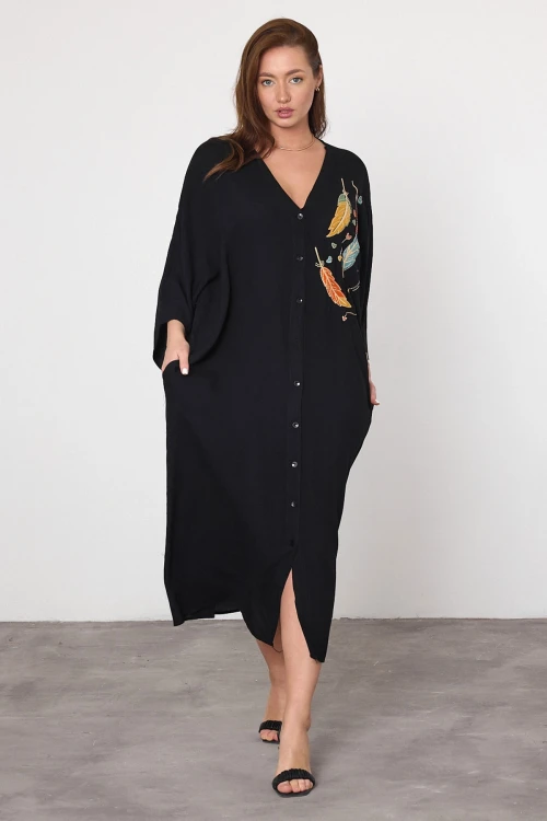 Maxi Boy Siyah Nakış İşlemeli Dokuma Viscon Elbise BCVL-25V042