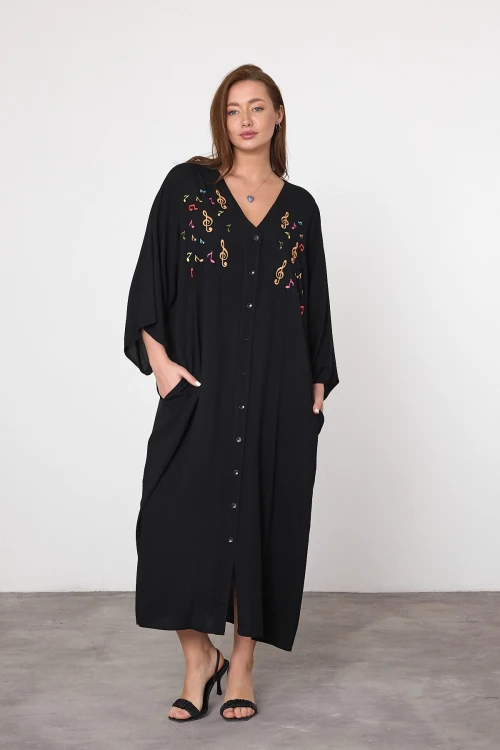 Maxi Boy Siyah Nakış İşlemeli Dokuma Viscon Elbise BCVL-25V040