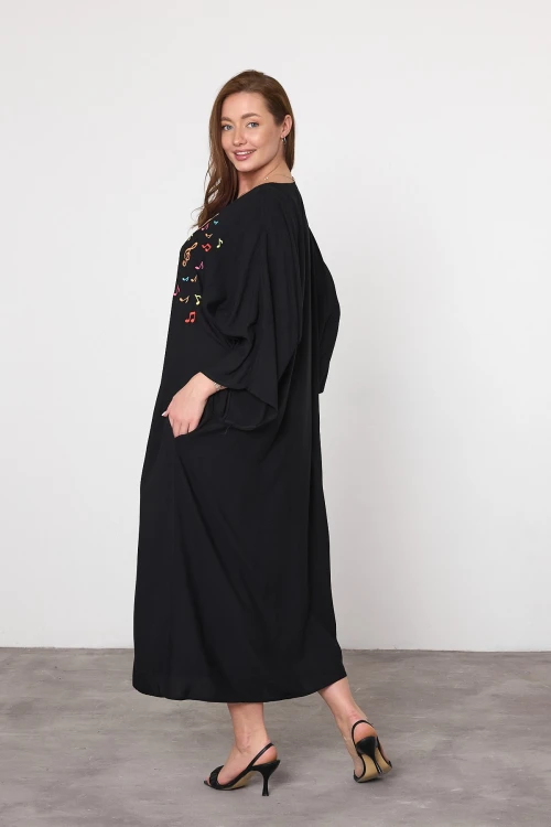 Maxi Boy Siyah Nakış İşlemeli Dokuma Viscon Elbise BCVL-25V040