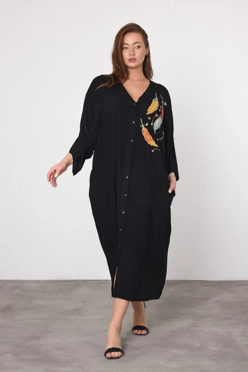 Maxi Boy Siyah Nakış İşlemeli Dokuma Viscon Elbise BCVL-25V042