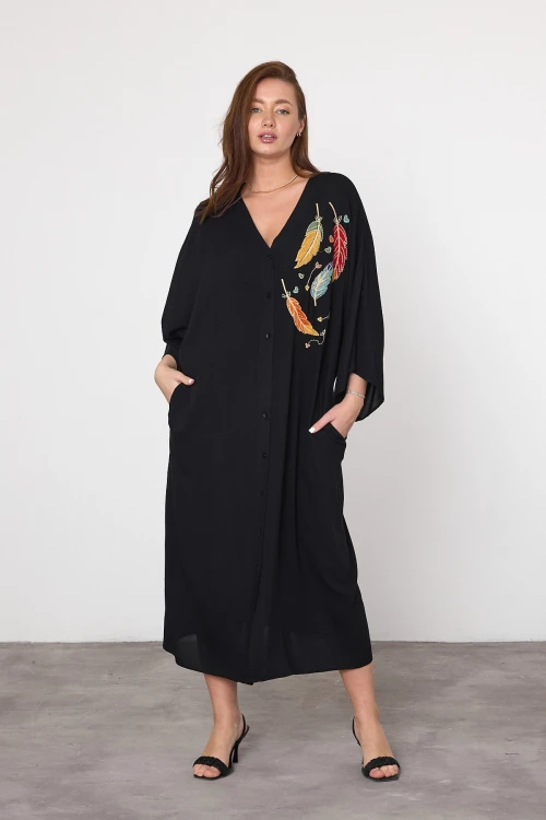 Maxi Boy Siyah Nakış İşlemeli Dokuma Viscon Elbise BCVL-25V042