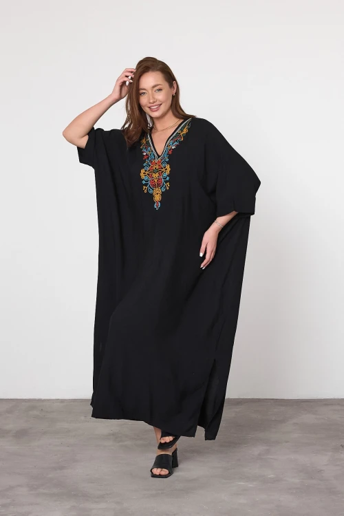 Maxi Boy Siyah Nakış İşlemeli Dokuma Viscon Elbise BCVL-25V047