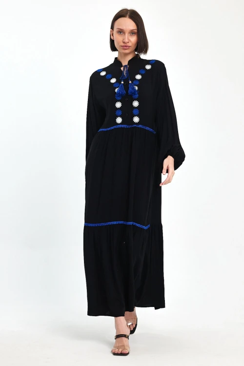 Maxi Boy Siyah Nakış İşlemeli Uzun Viscon Dokuma Elbise BCVL-251004