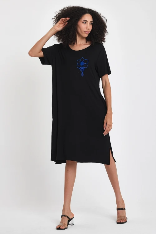 Maxi Boy Siyah Saks Nakış İşlemeli Örme Viscon Elbise BCVL-251023