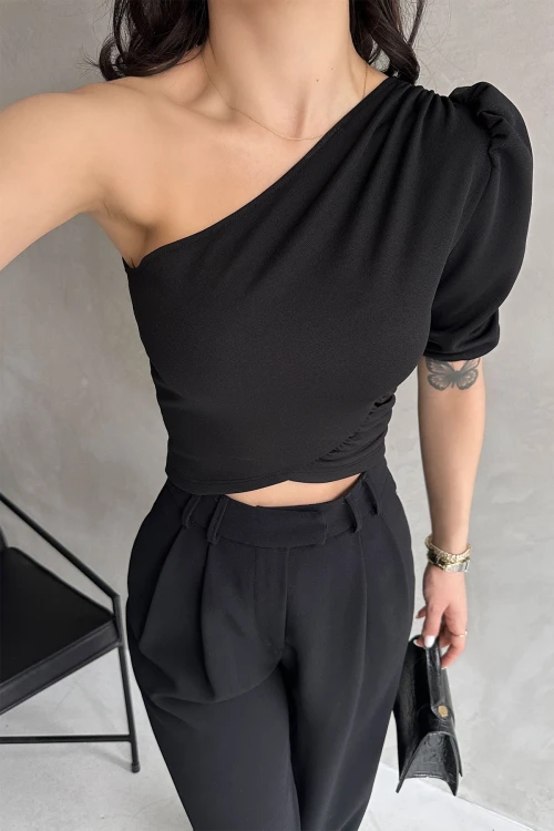 Siyah Tek Omuz Prenses Kol Crep Bluz BCDF-252159