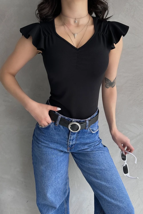Siyah V Yaka Omuzu Volan Detaylı Crep Bluz BCDF-252168