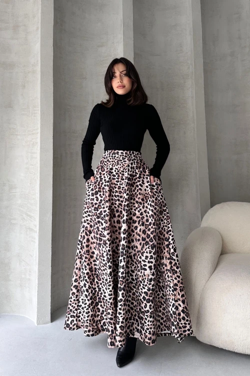 Siyah Yüksek Bel Leopar Desenli Çan Etek BCDF-242142