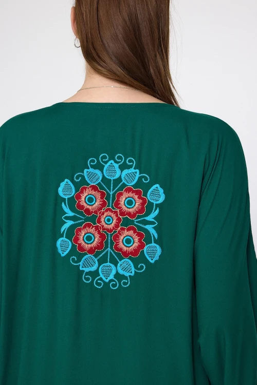 Maxi Boy Zümrüt Yeşili Nakış İşlemeli Dokuma Viscon Elbise BCVL-25V038