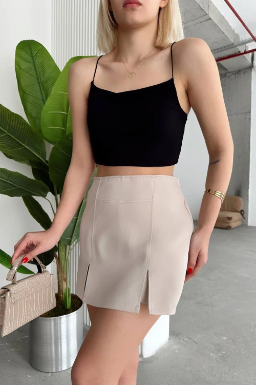 Bej Çift Yırtmaçlı Şort Etek BCHN-25250364