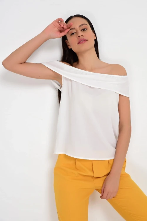 Ekru Madonna Yaka Kolsuz Bluz CO-2591818361