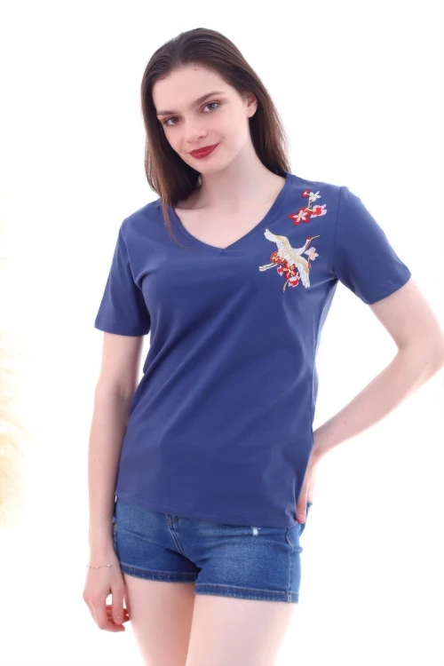 İndigo V Yaka Nakış İşlemeli Boyfriend Kısa Kol Bluz CO-257130562