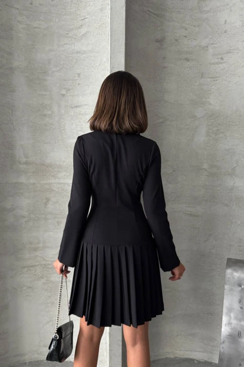 Siyah Düğme Detaylı Piliseli Dokuma Ceket Elbise BCHN-255016