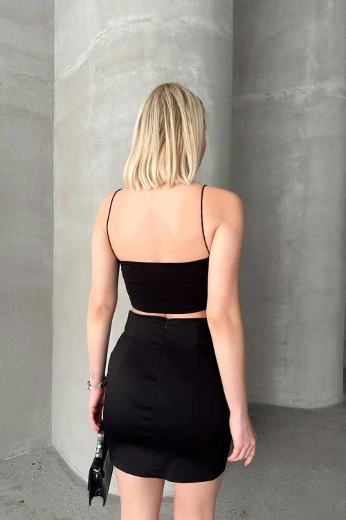 Siyah Düğmeli Likralı Gabardin Etek BCHN-25251026