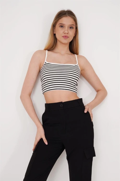 Siyah İnce Askılı Çizgili Kaşkorse Crop Bluz CO-2523254291