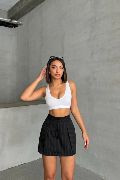 Siyah Pileli Çizgili Şort Etek BCHN-2525351