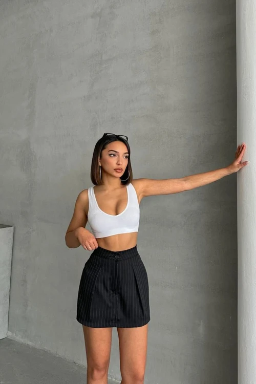 Siyah Pileli Çizgili Şort Etek BCHN-2525351