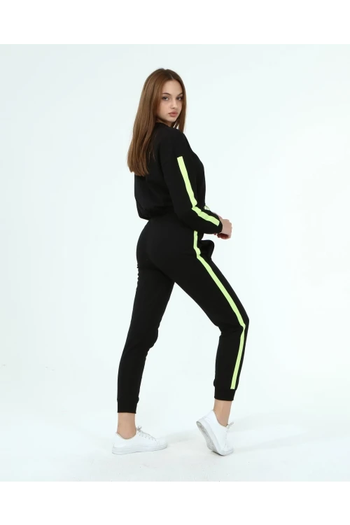 Siyah Üç İplik Kapüşonlu Sweatshirt Ve Cepli Pantolon Alt Üst Takım CO-2522033931