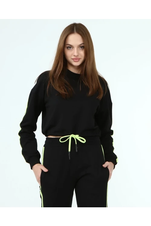 Siyah Üç İplik Kapüşonlu Sweatshirt Ve Cepli Pantolon Alt Üst Takım CO-2522033931