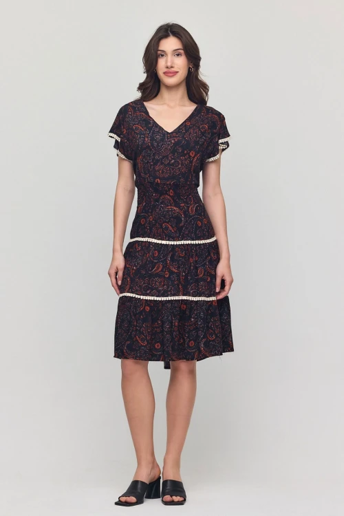 Siyah V Yaka Nervürlü Çiçek Desenli Yazlık Viscon Elbise BCVL-25V054