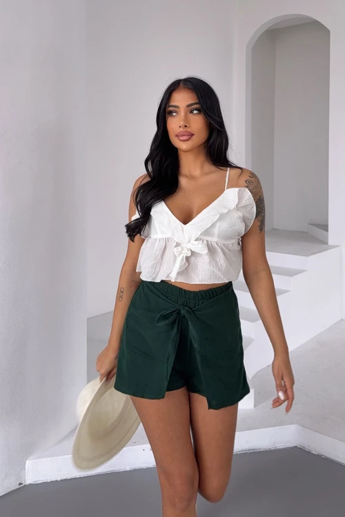 Zümrüt Yeşili Kruvaze Bağlamalı Muslin Kumaş Keten Dokuma Şort BCBT-251002