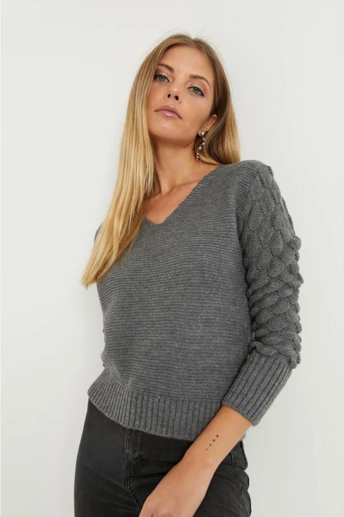 Antrasit V Yaka Kolları Motifli Kazak BCBSK-25700-K5837