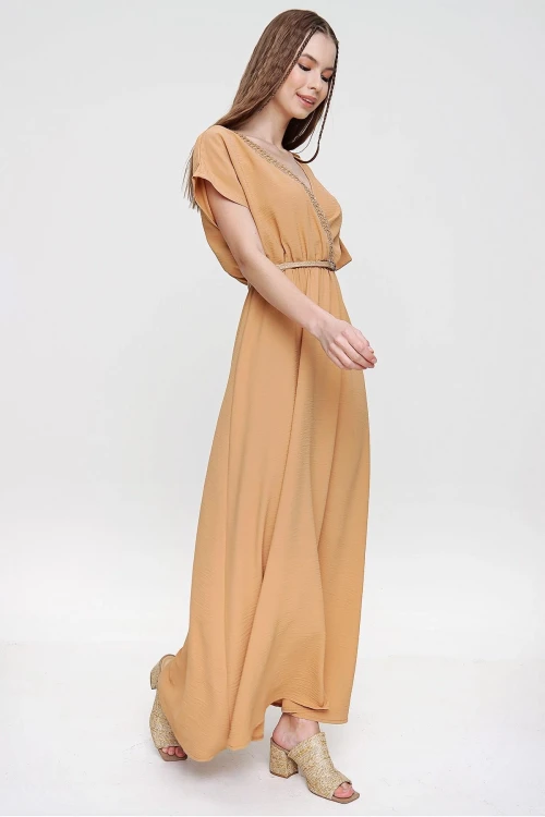 Bej Airobin Omzu Tokalı Hasır Detaylı Beli Büzgülü Uzun Elbise BCBSK-25700-3127