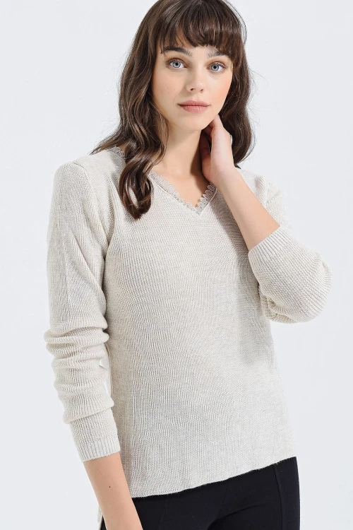 Bej V Yaka Kazak BCBSK-25700-HZ9072