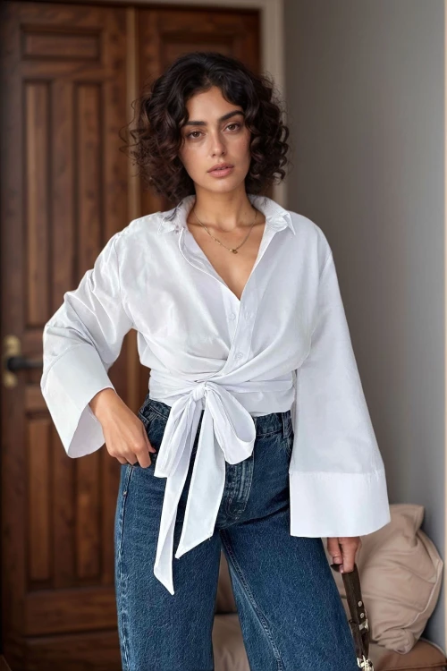 Beyaz Geniş Manşetli Kol Detaylı Önü Bağlamalı Poplin Gömlek BCDF-2510000