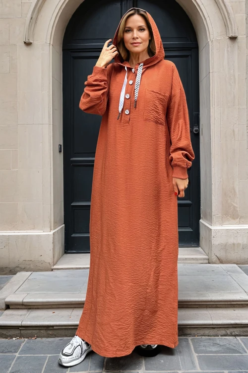 Kiremit Keten Kapüşonlu Yanı Yırtmaçlı Sırtı Baskılı Uzun Elbise BCBSK-25700-3225