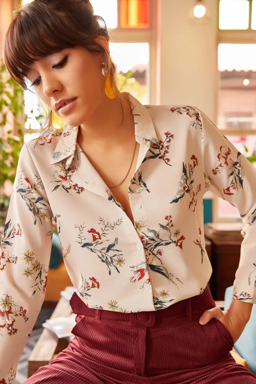 Krem Desenli Uzun Kol Gömlek BCBSK-25700-K4927