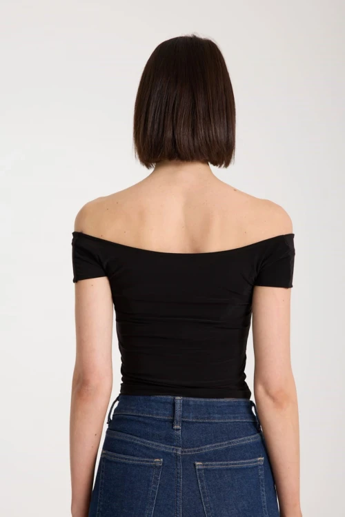 Siyah Düşük Omuz Çapraz Yaka Premium Sandy Bluz BCVS-252002